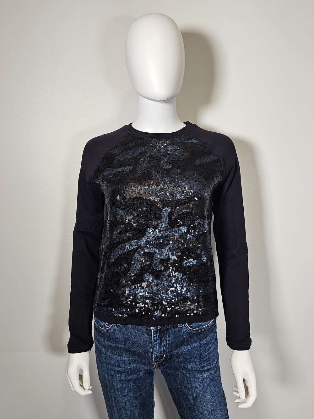 Ted Baker Black Sequin-Embellished Sweater Sz 0